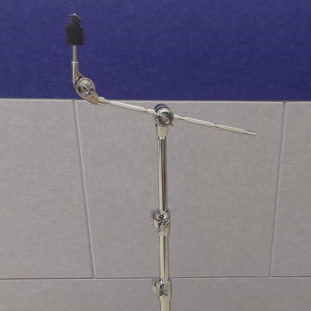 28 Boom Stand_1